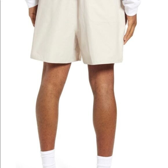 Fear of God Essentials Large Volley Shorts Stone - Picture 4 of 6